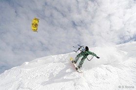Romain Luppi - Bernina pass - snowkite en Suisse