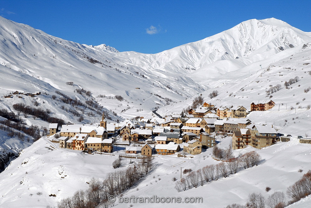 le chazelet (05-la grave)