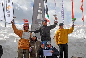 Cortina snowkite contest 2009 passo Giau Italy