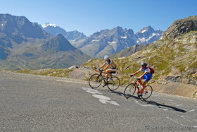 cyclisme au col du galibier-hautes alpes-France