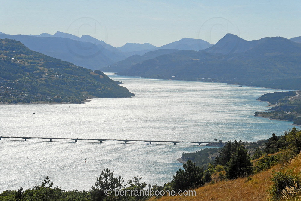 lac de serre-ponçon - hautes alpes - Fr