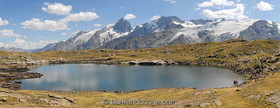 lac noir et massif de La Meije - hautes alpes - France