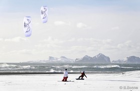 Jérome Josserand et Guillaume Chastagnol - snowkite en Islande