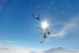 Romain Luppi - snowkite en Macedonia - Popova Shapka