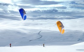 Fabio Ingrosso et P.Joubert-snowkite en Norvege 2006