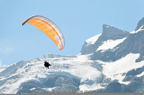 François Pinatel - parapente à La Grave- La Meije (05)