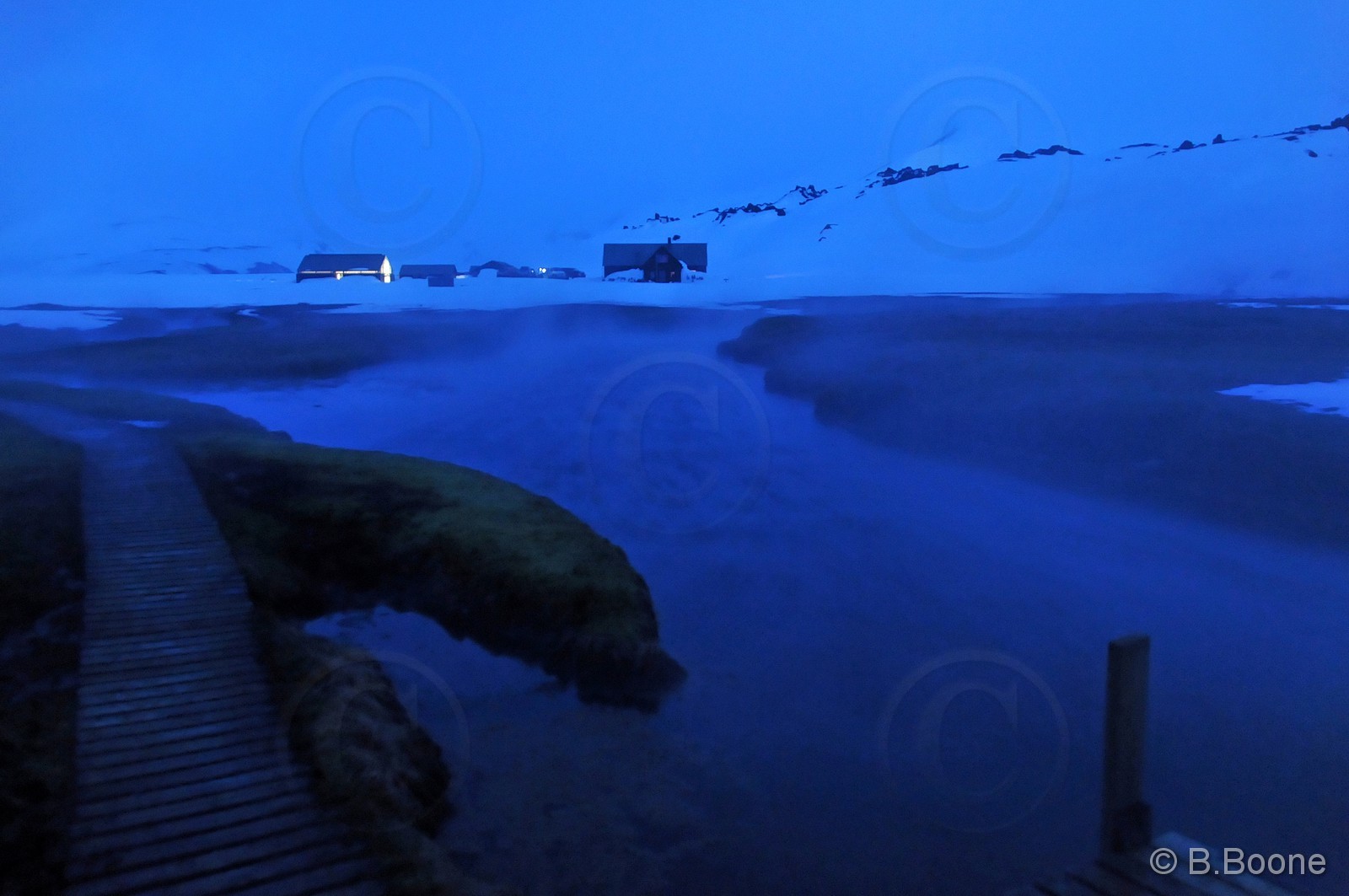 120323-085 © B.Boone