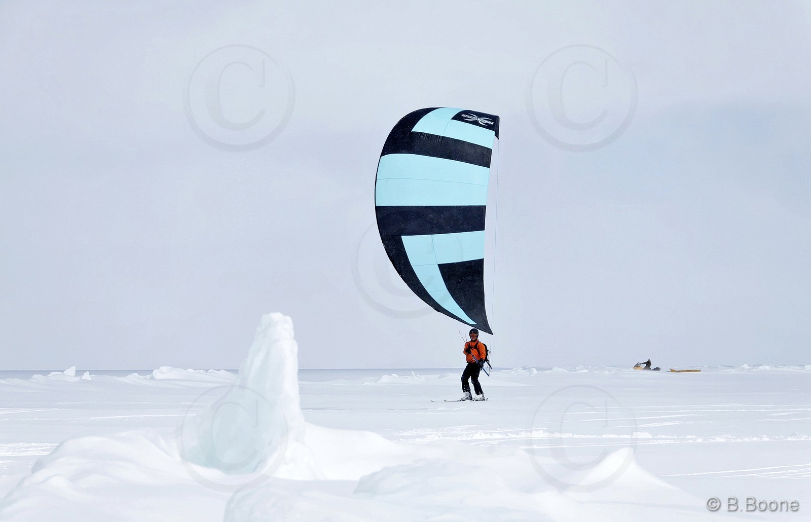 120404-302 © B.Boone