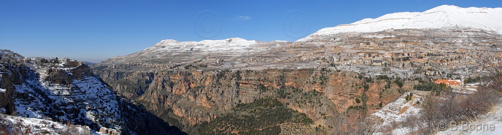 100127 pano129,131 ©B.Boone