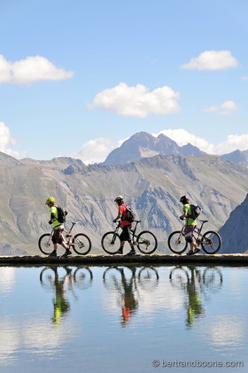 VTT dans les vallons de La Meije (05)