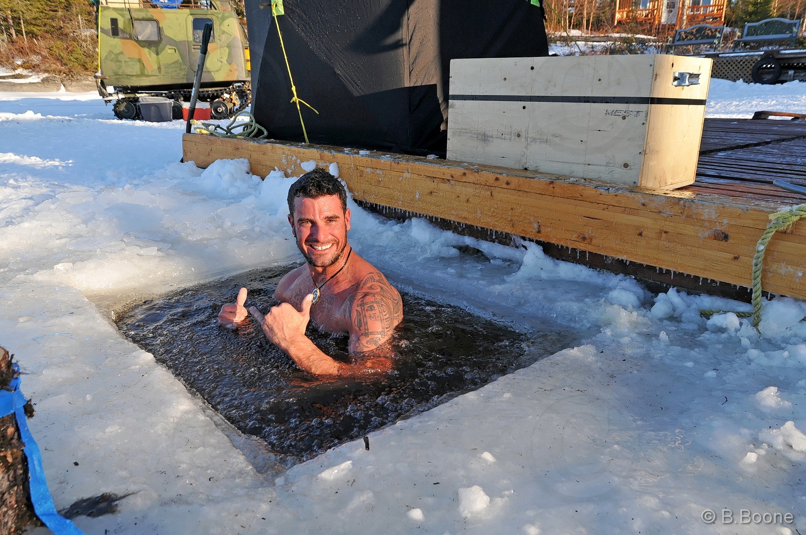 120402-0562 © B.Boone