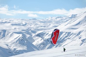 Johann Civel - snowkite a Gudauri - Georgie