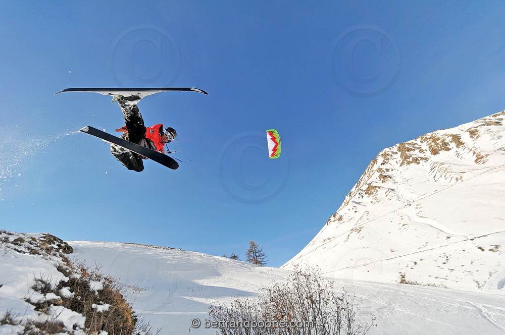Johann Civel - snowkite au col du Lautaret (05)