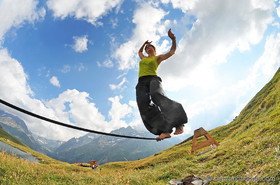 slackline - Lac du Pontet  (La Grave 05)