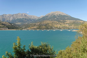 lac de serre-ponçon - hautes alpes - Fr