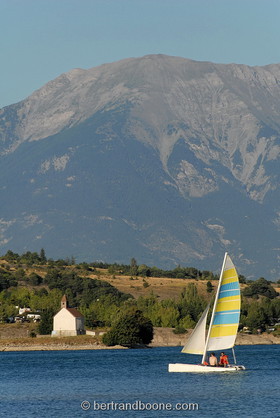 lac de Serre Ponçon - Hautes Alpes - France