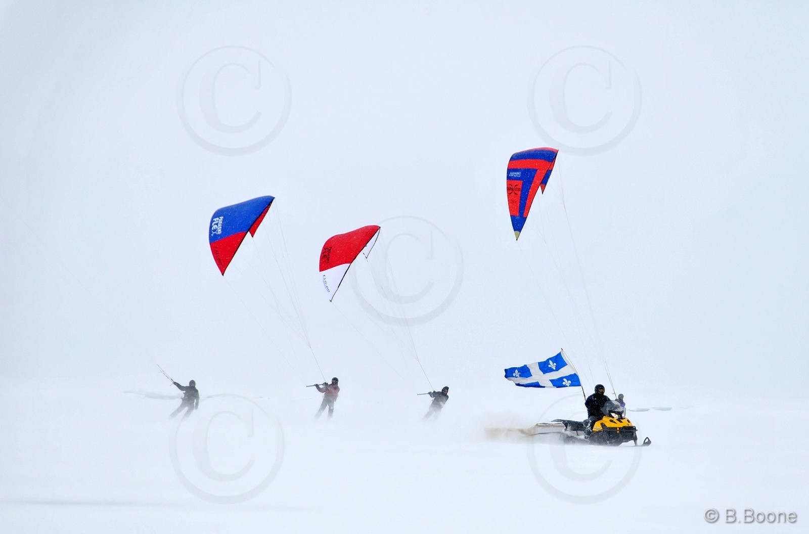 120405-034 © B.Boone