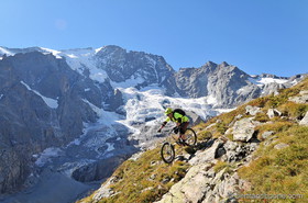 VTT dans les vallons de La Meije (05)