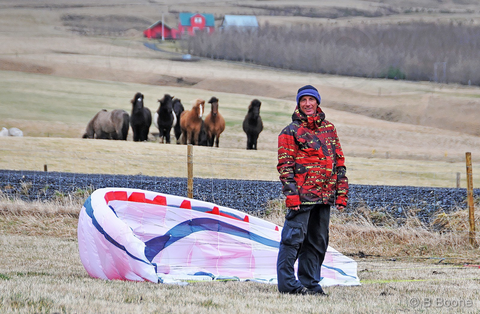 120325-098 © B.Boone