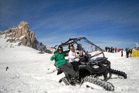Cortina snowkite contest 2009 passo Giau Italy