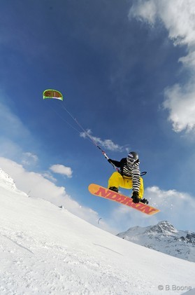 Goody Gaudard - Bernina pass - snowkite en Suisse