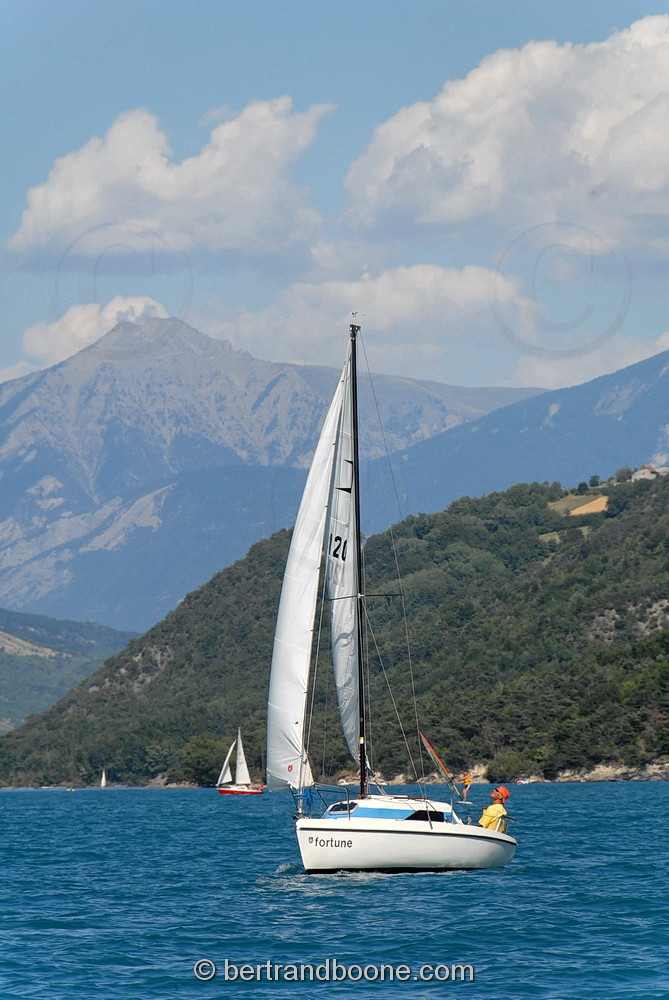 lac de Serre Ponçon - Hautes Alpes - France
