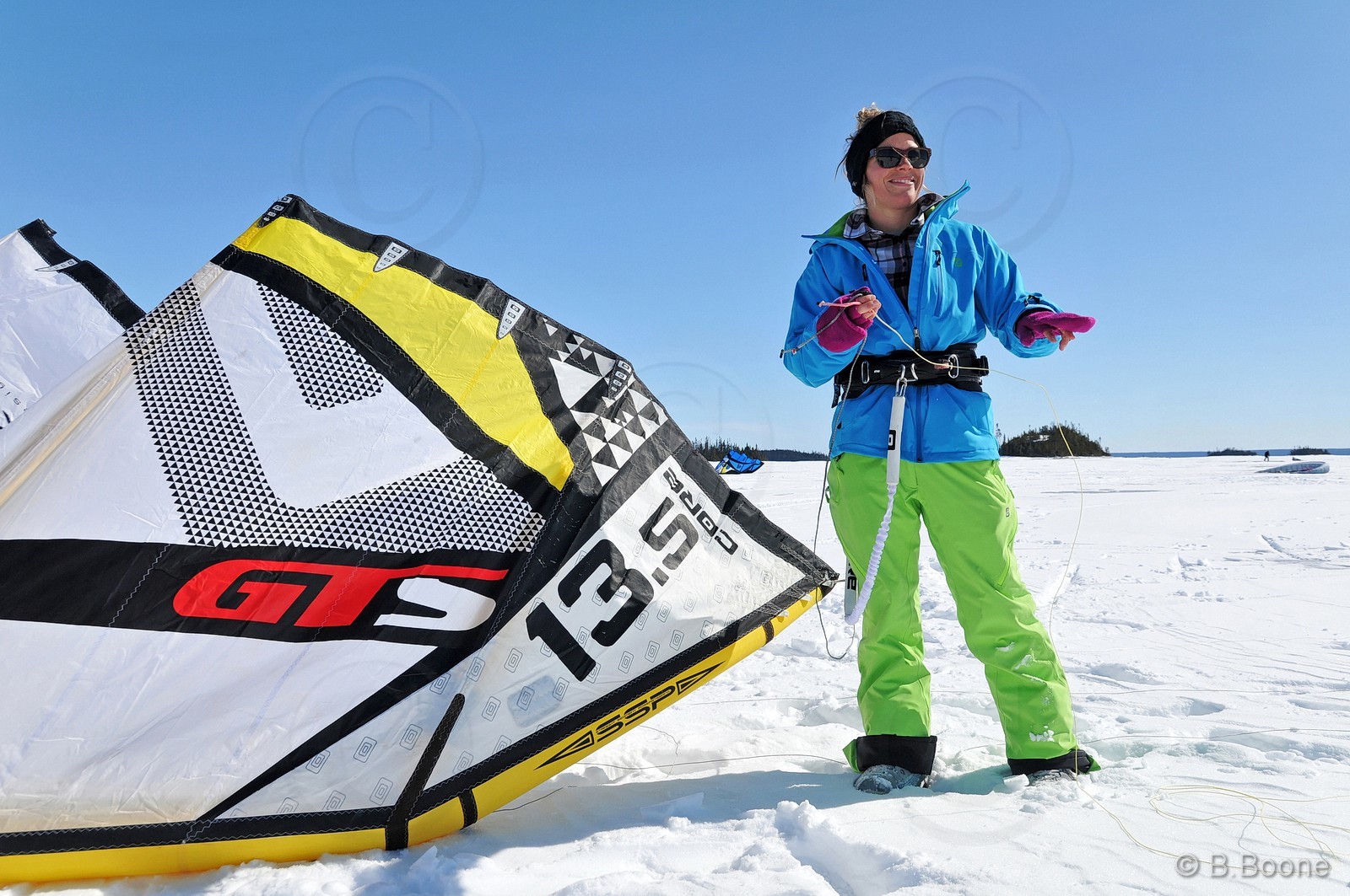 120402-0047 © B.Boone