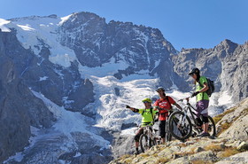 VTT dans les vallons de La Meije (05)