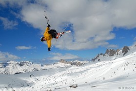 Mathieu Blanchard- Cortina snowkite contest 2009 passo Giau Italy