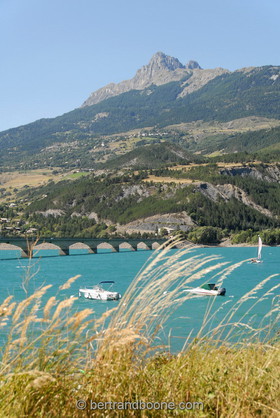 lac de serre-ponçon - hautes alpes - Fr