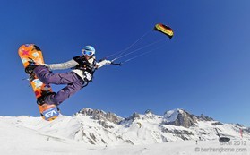 Kari Schibevaag - Snowkite Masters 2012 - col du Lautaret (05) France