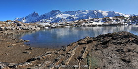 lac noir et massif de La Meije