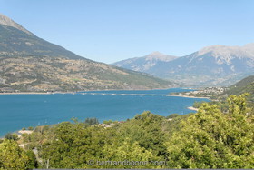 lac de serre-ponçon - hautes alpes - Fr