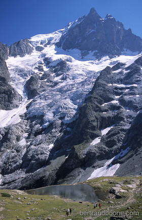 Au Pays de La Meije-Hautes Alpes-France