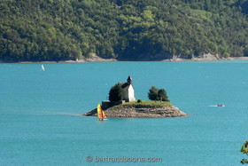lac de serre-ponçon - hautes alpes - Fr