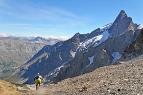 VTT dans les vallons de La Meije (05)