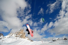 Mathieu Blanchard- Cortina snowkite contest 2009 passo Giau Italy