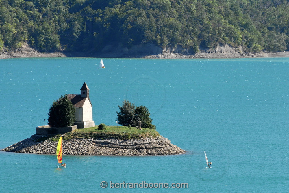 lac de serre-ponçon - hautes alpes - Fr