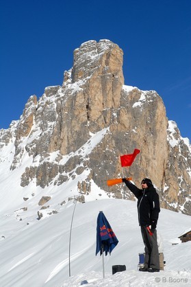 Cortina snowkite contest 2009 passo Giau Italy