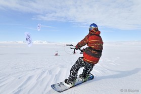 Jérome Josserand et Guillaume Chastagnol - snowkite en Islande