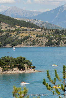 lac de Serre Ponçon - Hautes Alpes - France