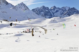 Snowkite Masters 2012 - col du Lautaret (05) France