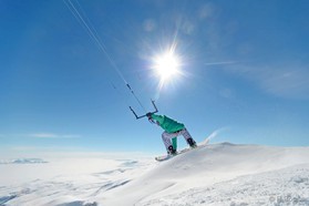 Romain Luppi - snowkite en Macedonia - Popova Shapka