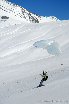 mathieu blanchard-speedflyng au chazelet 05 france