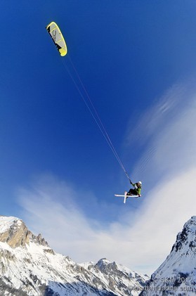 Laurent Sublet - Snowkite Masters 2012 - col du Lautaret (05) France