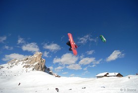Mathieu Blanchard- Cortina snowkite contest 2009 passo Giau Italy