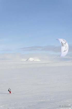 Jérome Josserand - snowkite en Islande