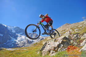 VTT dans les vallons de La Meije (05)