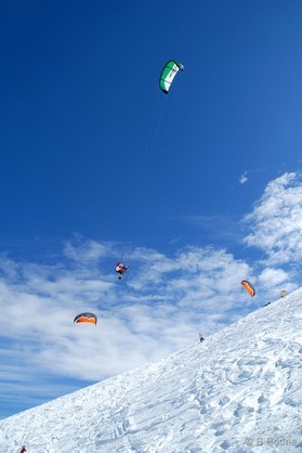 Mathieu Blanchard- Cortina snowkite contest 2009 passo Giau Italy