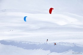 Guillaume Chastagnol et Jérome Josserand - Snowkite a Ercyes en Turquie